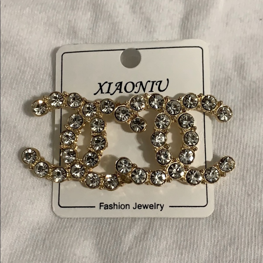 Gold earrings